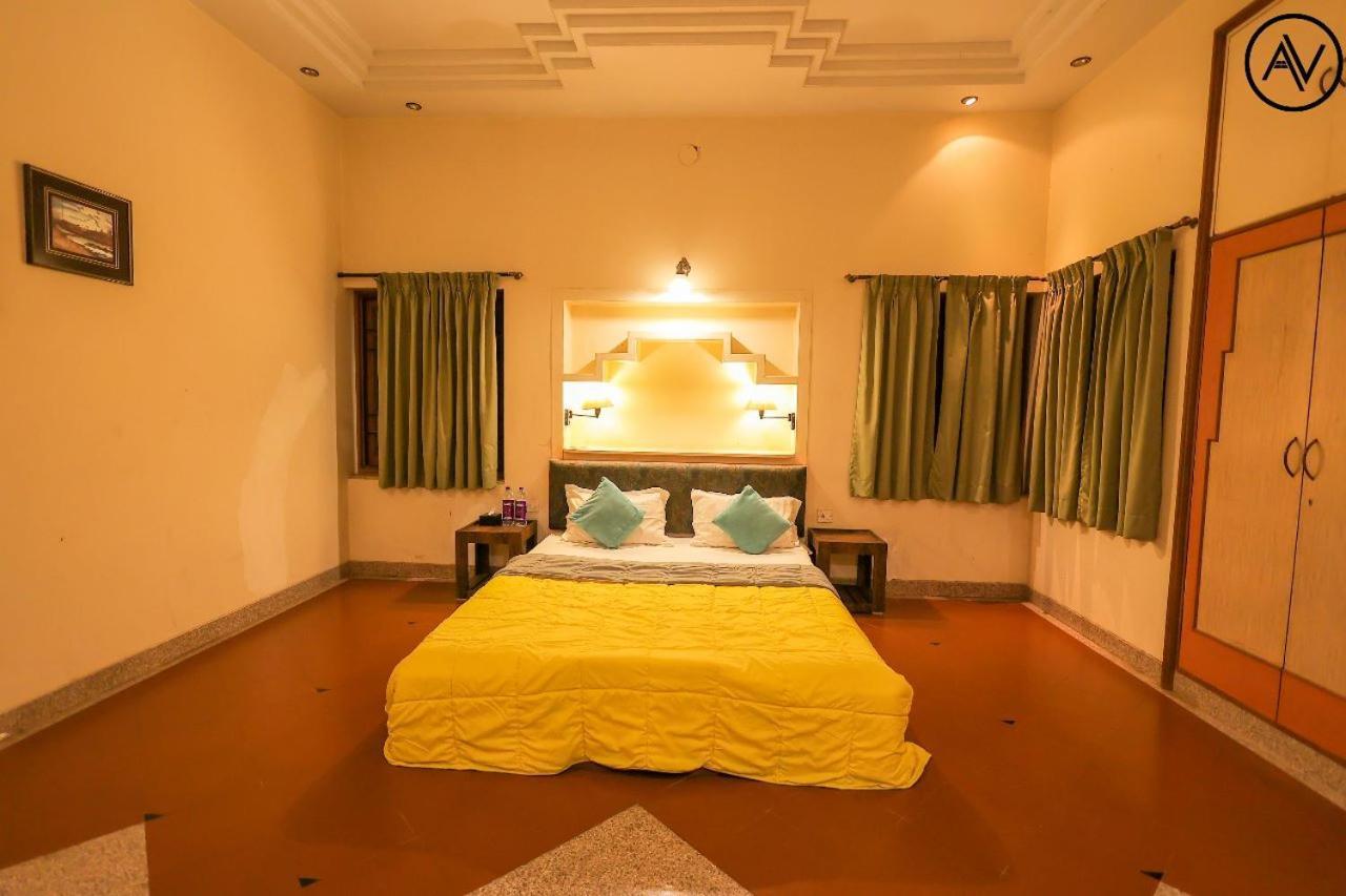 Arcus Villa - Swimming Pool/Ac/Luxurious Mahābaleshwar Buitenkant foto