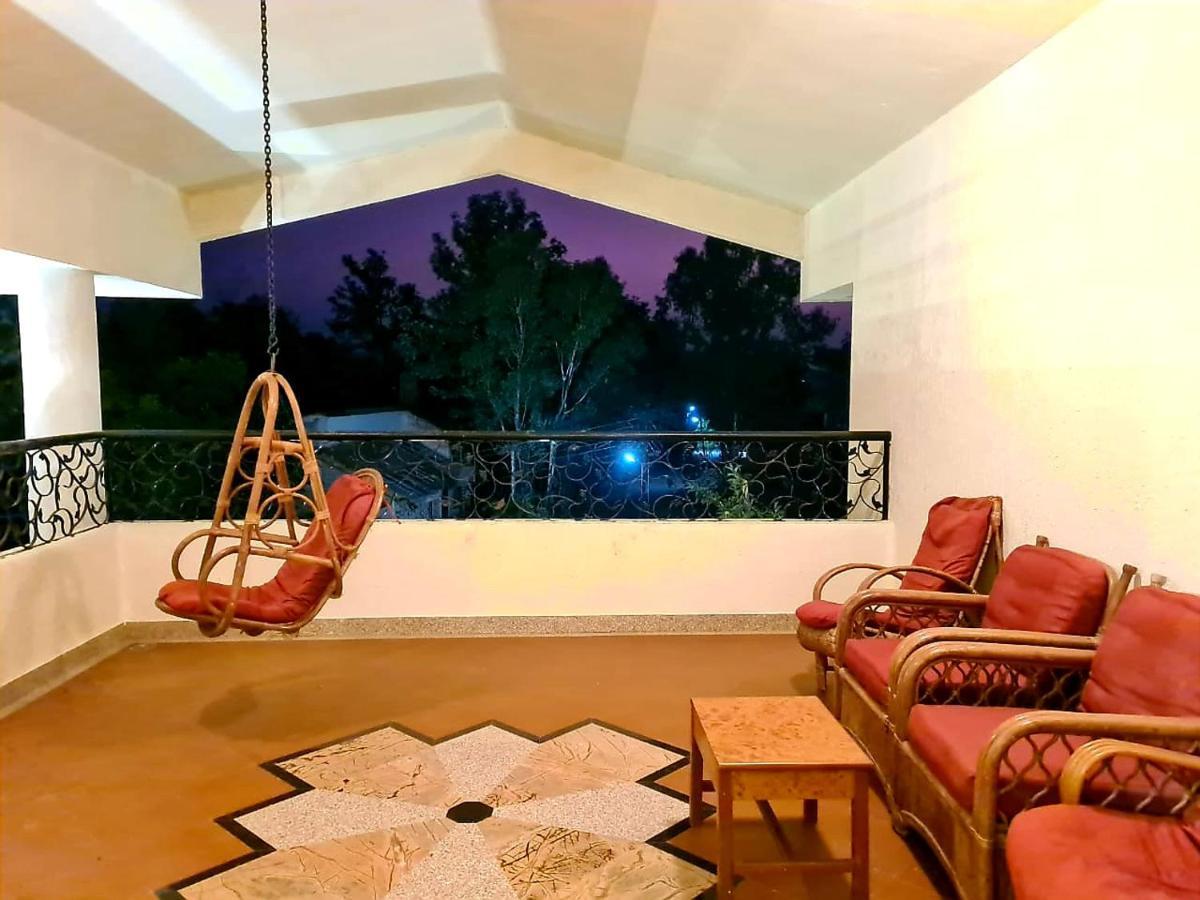 Arcus Villa - Swimming Pool/Ac/Luxurious Mahābaleshwar Buitenkant foto