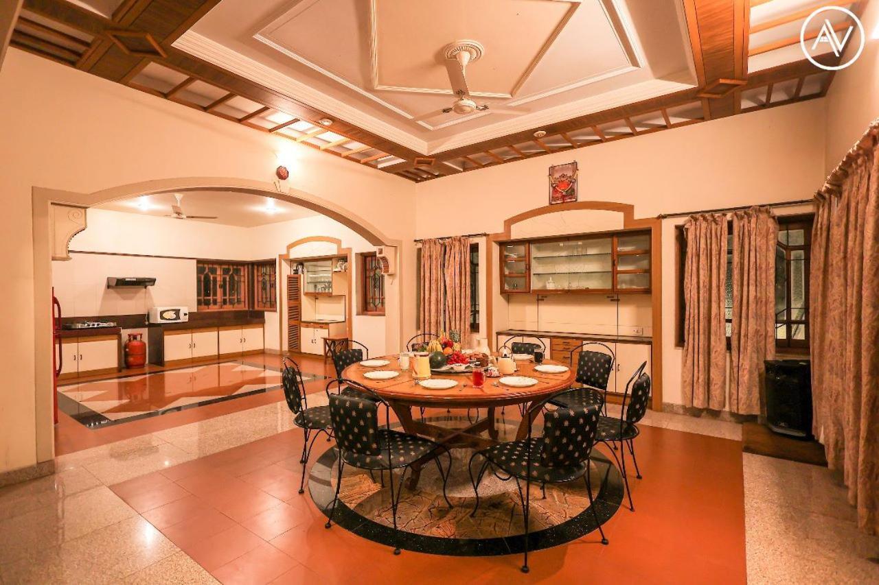 Arcus Villa - Swimming Pool/Ac/Luxurious Mahābaleshwar Buitenkant foto